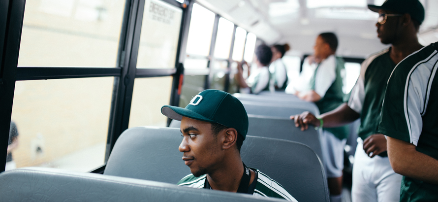BoysBaseballTeamonBus